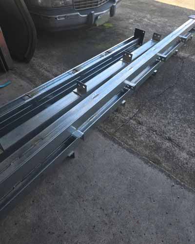 苗栗房屋擴建工程, 苗栗蓋鐵皮屋, 苗栗鐵屋工程, 苗栗頂樓加蓋, 苗栗陽台外推, 苗栗小坪數鐵皮屋搭建, 苗栗鐵皮屋施工, 苗栗鐵皮屋搭建, 苗栗鐵工廠, 苗栗鐵皮屋頂隔熱, 苗栗鐵皮廠房興建